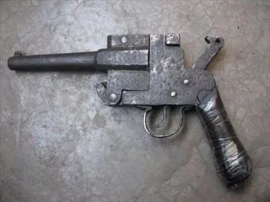 《辐射4》新手武器推荐：早期实用枪械指南