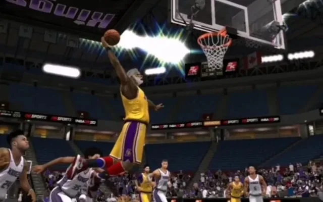 NBA 2K22灌篮技巧全解析：上篮、打板、补扣攻略